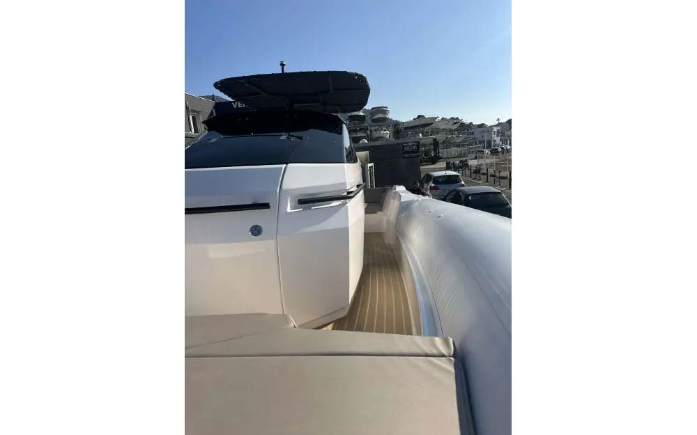 slider 9 Rio Yachts INAGUA 36