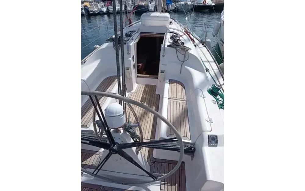 slider 19 Salona  35