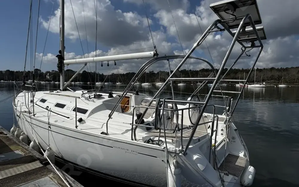 slider 1 Dufour  385