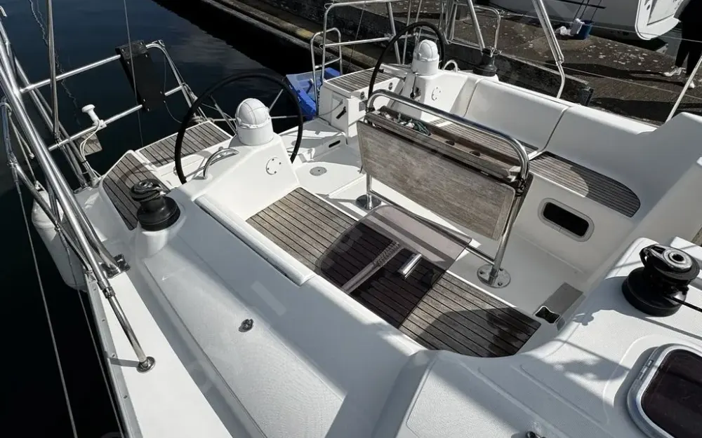 slider 4 Dufour  385