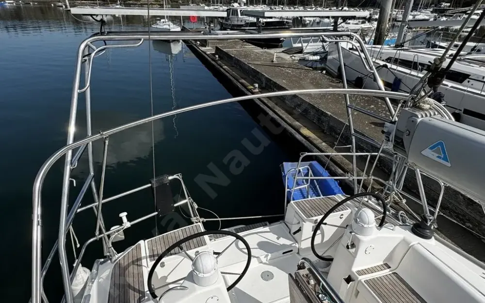 slider 5 Dufour  385