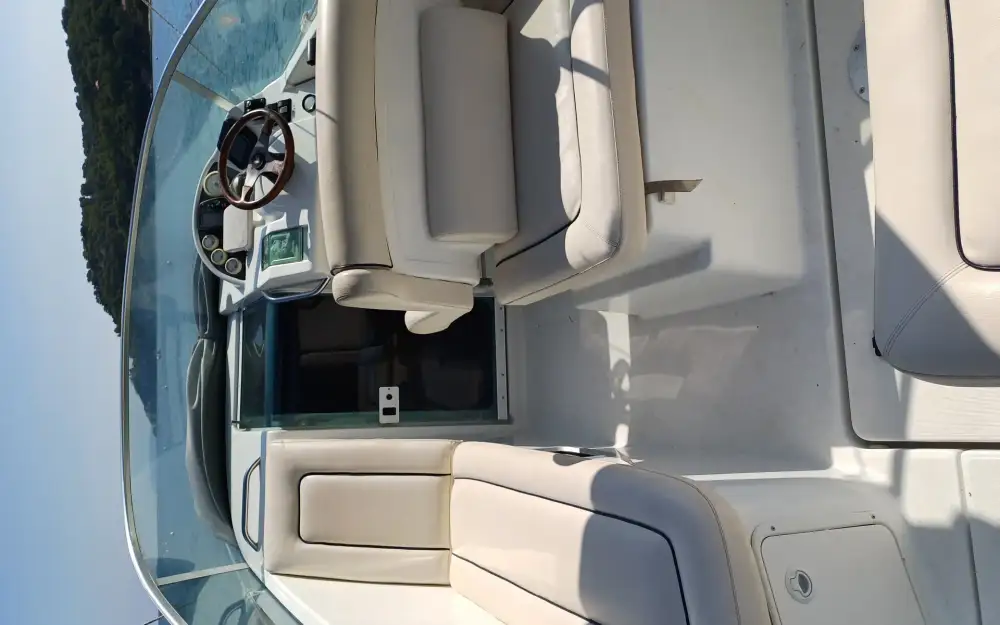 slider 2 Beneteau Flyer 701