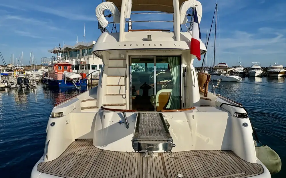 slider 6 Jeanneau Prestige 46