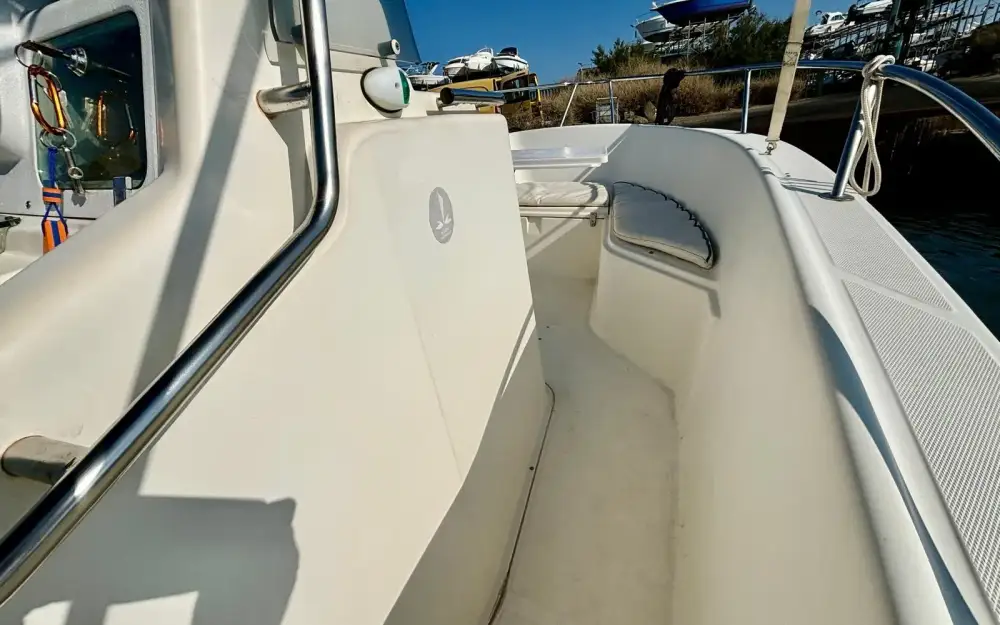 slider 13 Kelt White Shark 195