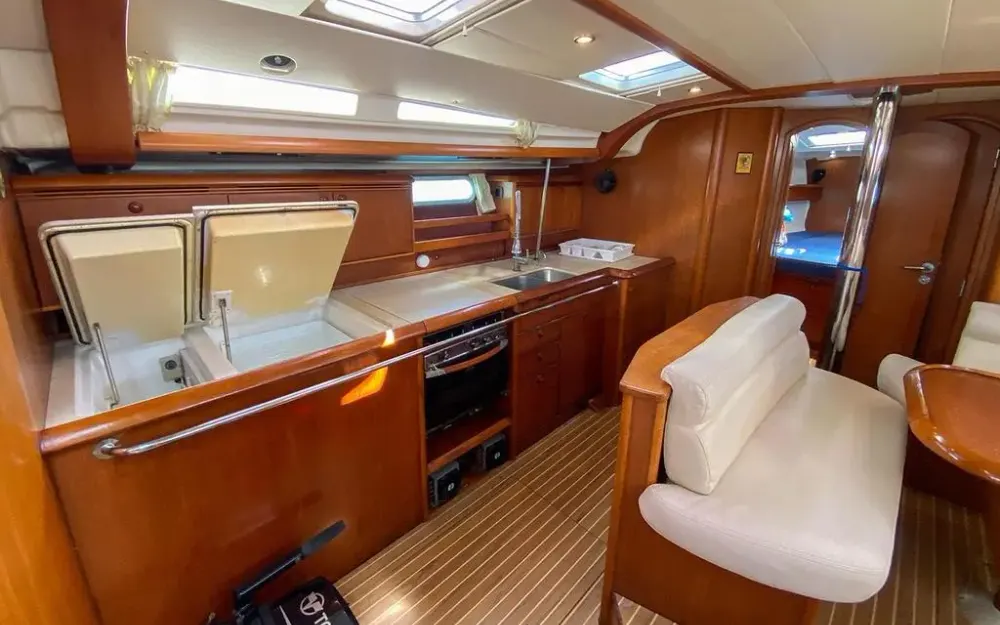 slider 21 Jeanneau Sun Odyssey 49 Performance
