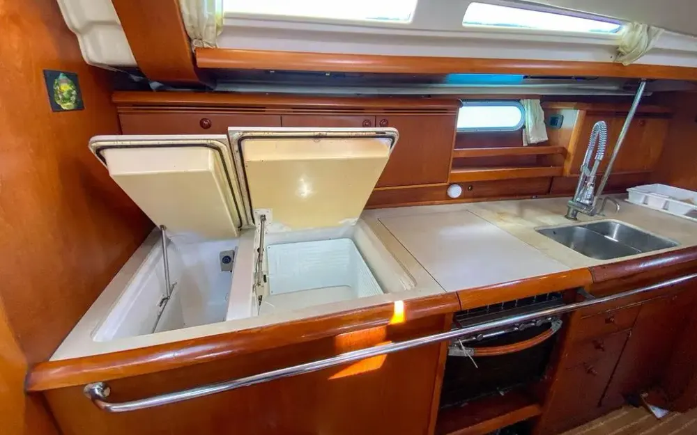 slider 22 Jeanneau Sun Odyssey 49 Performance