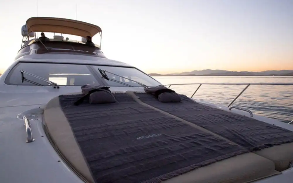 slider 5 Azimut  68 E