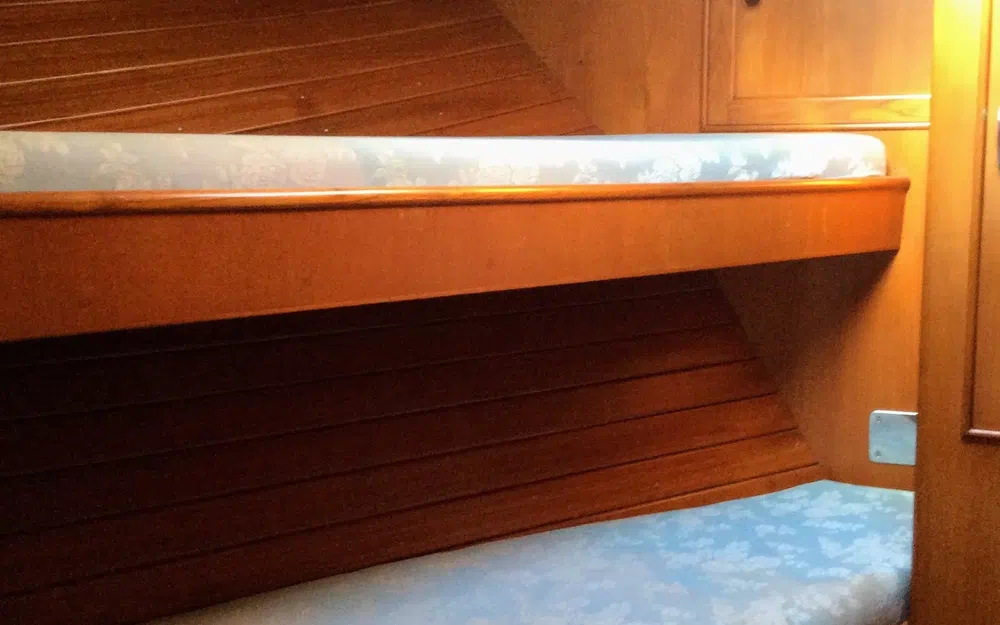 slider 18 Konghalvorsen Island Gipsy 44 Motor Yacht