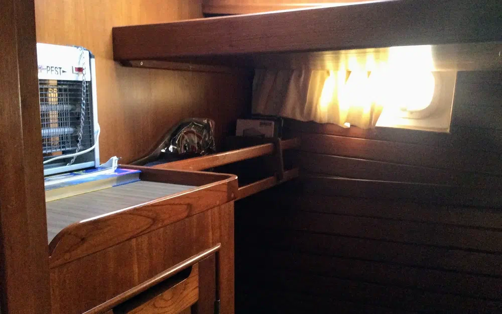 slider 19 Konghalvorsen Island Gipsy 44 Motor Yacht