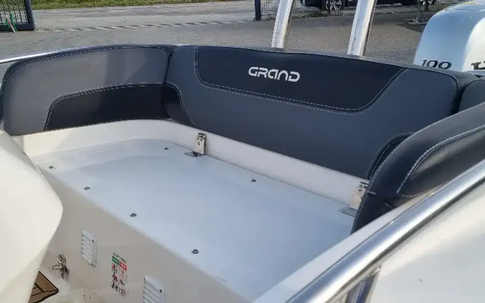 slider 7 Grand Golden Line G580