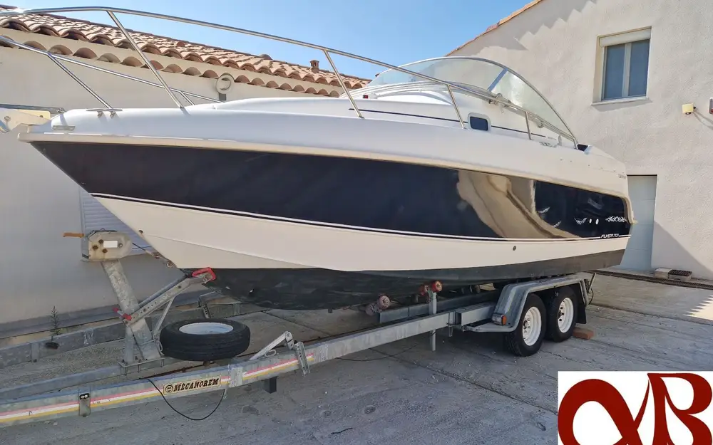 slider 0 Beneteau Flyer 701