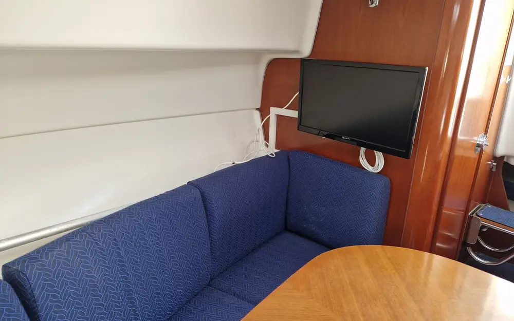 slider 3 Beneteau Flyer 701
