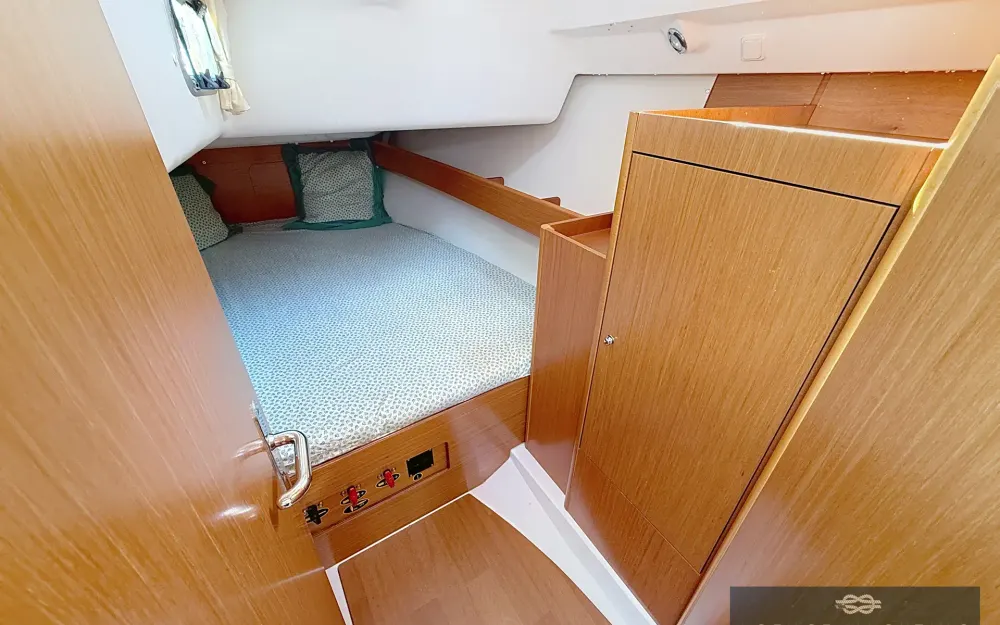 slider 15 Beneteau Cyclades 39.3