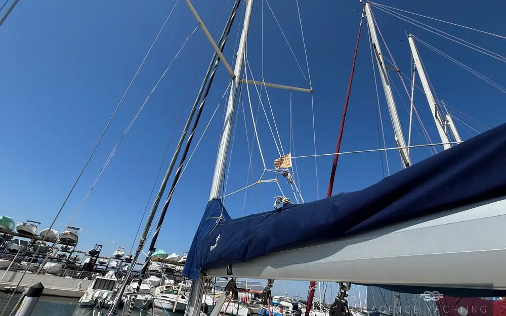 slider 31 Jeanneau Sun Odyssey 42