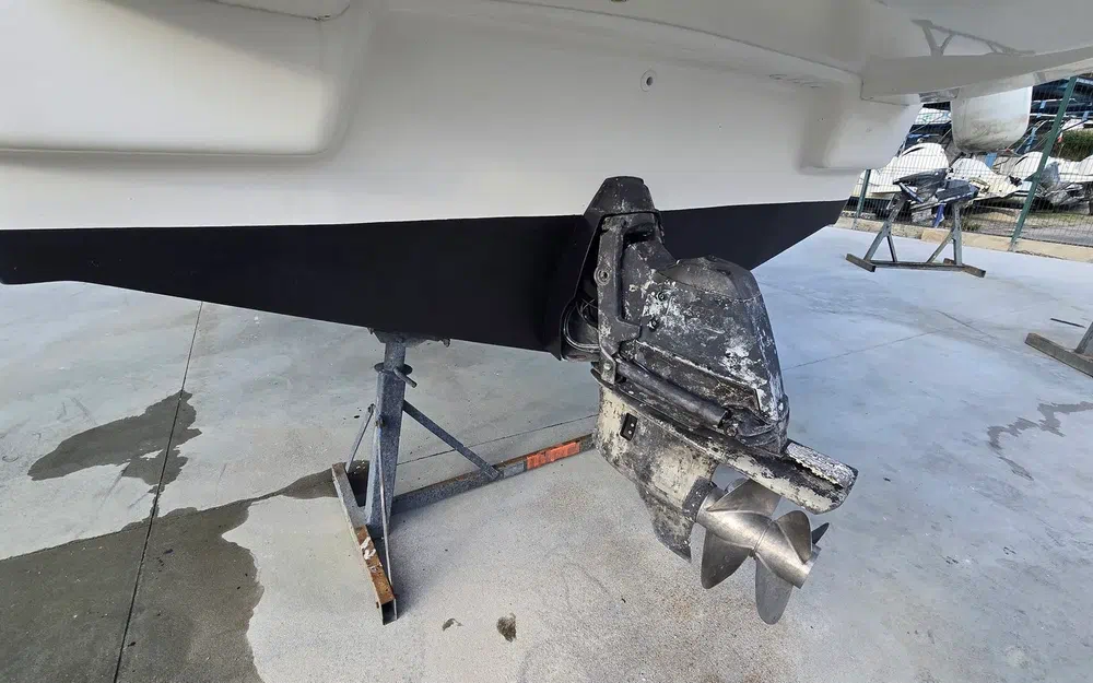 slider 10 Jeanneau Leader 805