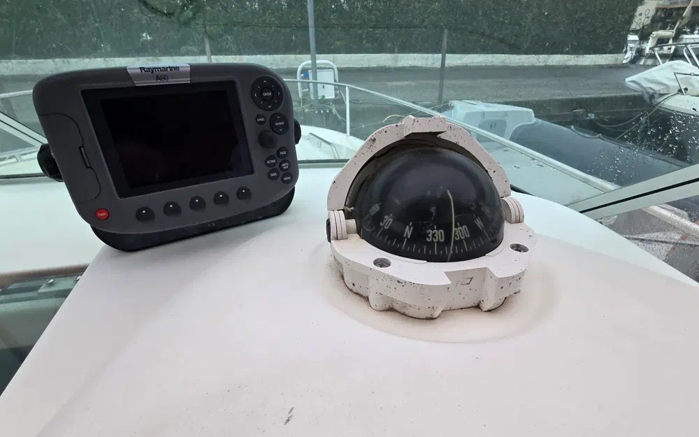 slider 13 Jeanneau Leader 805