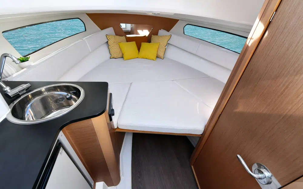 slider 4 Jeanneau Cap Camarat 7.5 WA