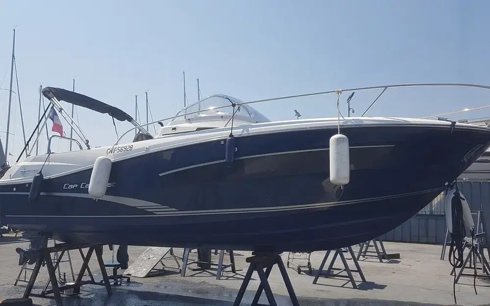 slider 5 Jeanneau Cap Camarat 7.5 WA