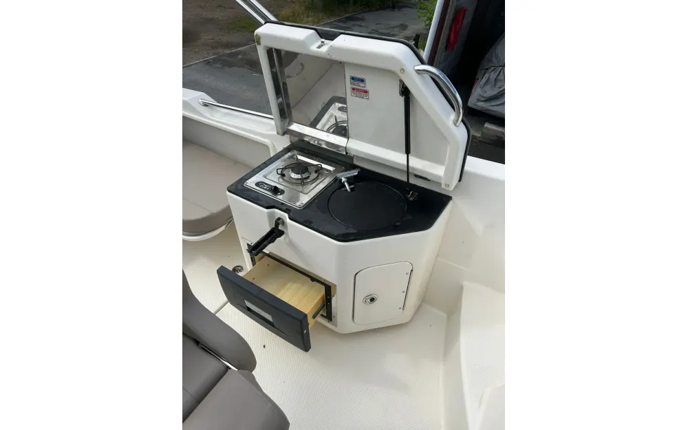 slider 12 Quicksilver Activ 755 Sundeck