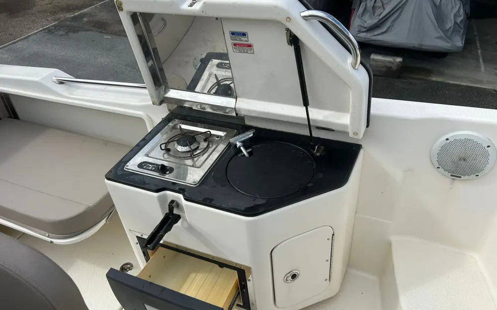 slider 2 Quicksilver Activ 755 Sundeck