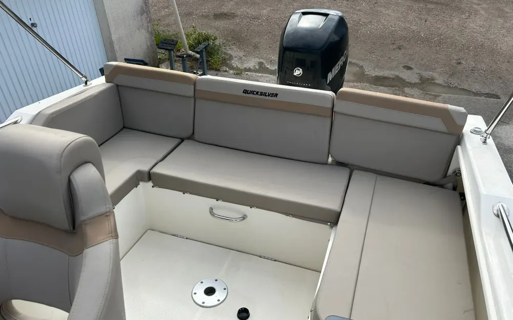 slider 3 Quicksilver Activ 755 Sundeck