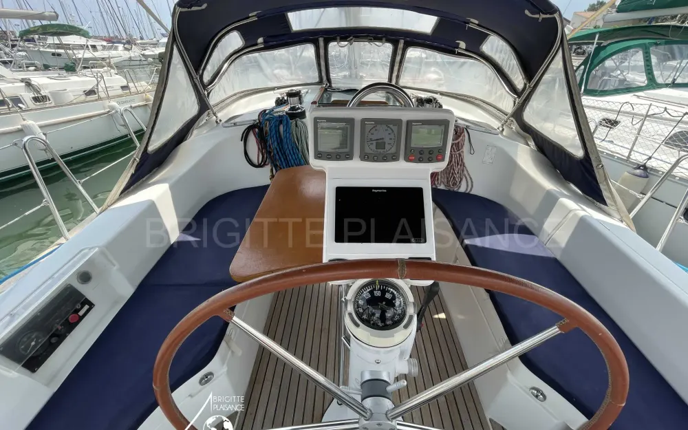 slider 2 Beneteau Oceanis 423