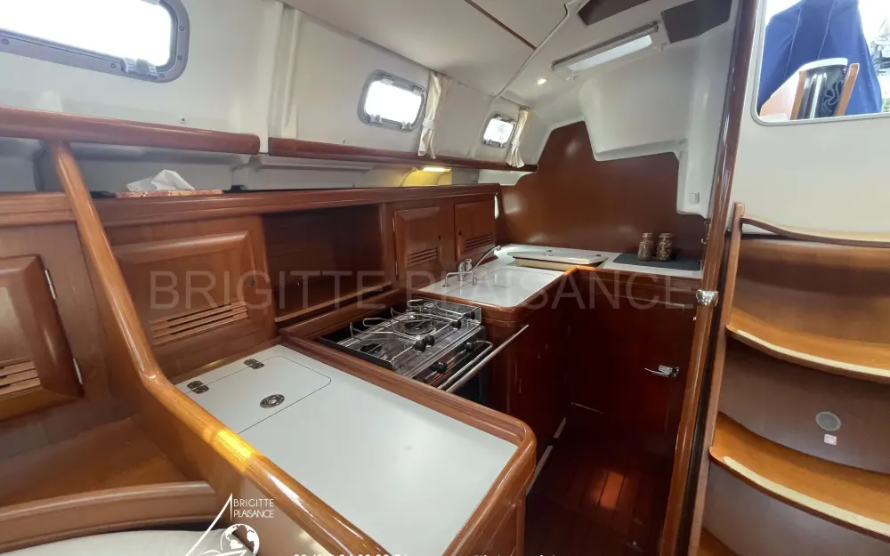 slider 7 Beneteau Oceanis 423