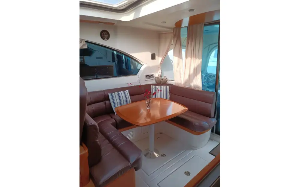 slider 1 Beneteau Flyer 12