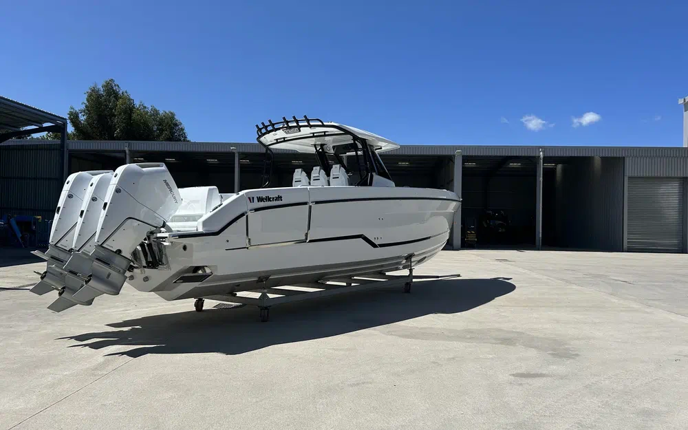 slider 9 Wellcraft 38 T-Top