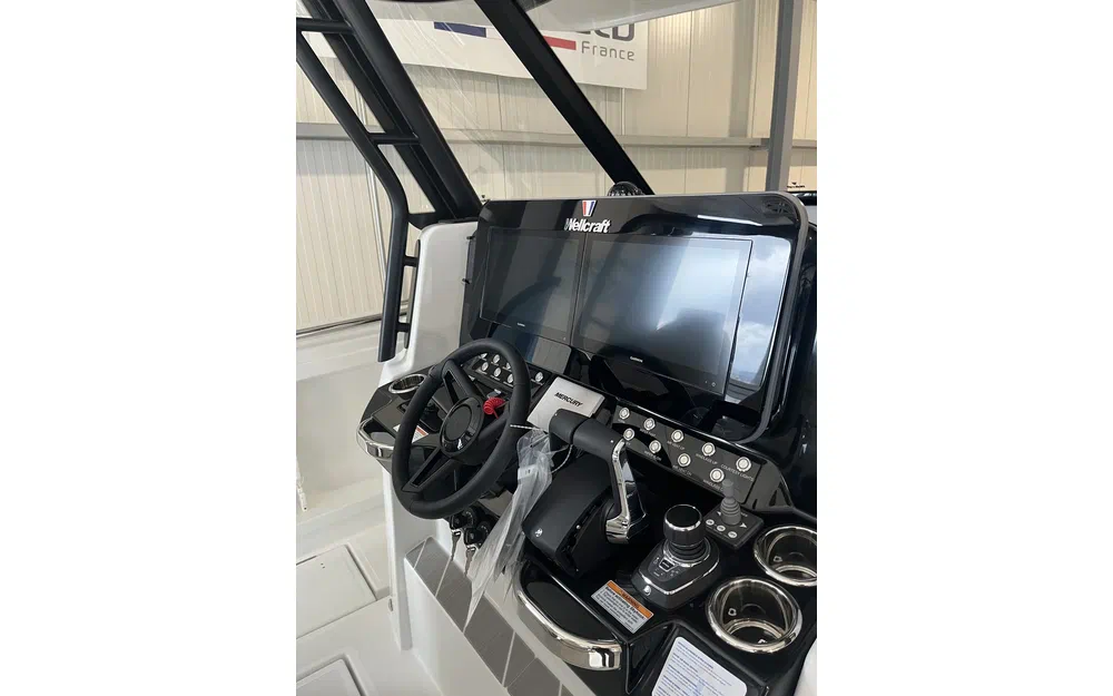slider 13 Wellcraft 38 T-Top