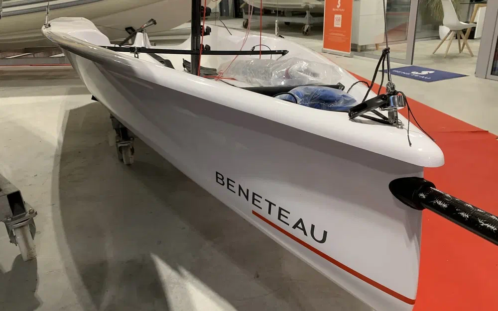 slider 2 Beneteau First 14