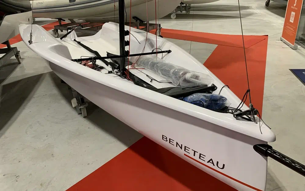 slider 3 Beneteau First 14