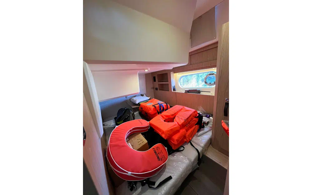 slider 15 Beneteau Swift Trawler 48