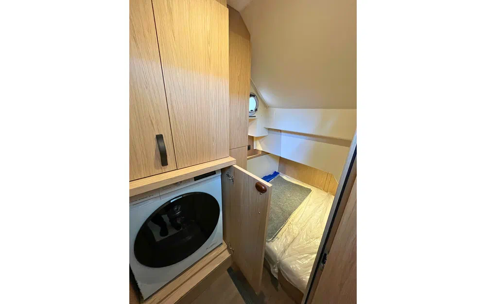 slider 18 Beneteau Swift Trawler 48