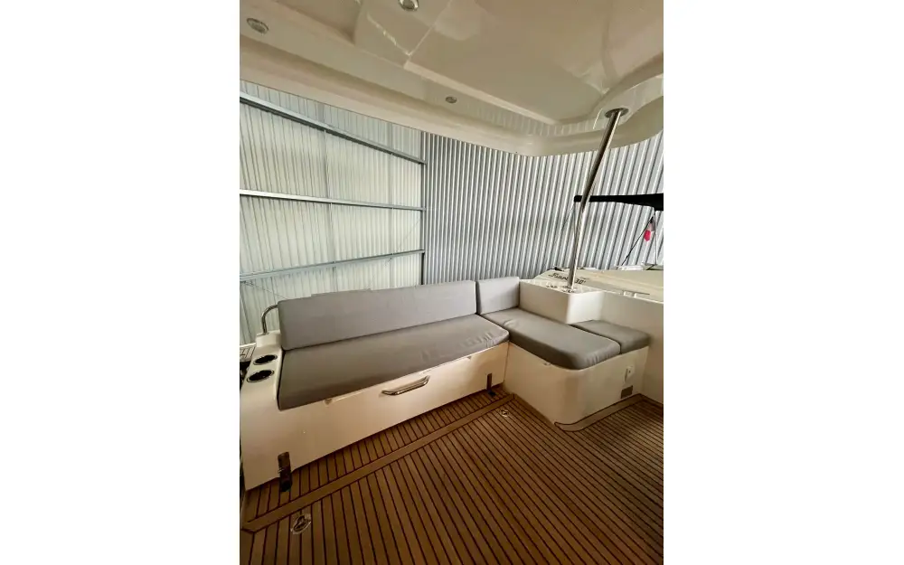 slider 15 Beneteau Swift Trawler 41 Fly