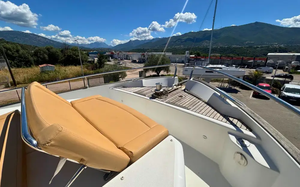 slider 1 Beneteau Swift Trawler 50