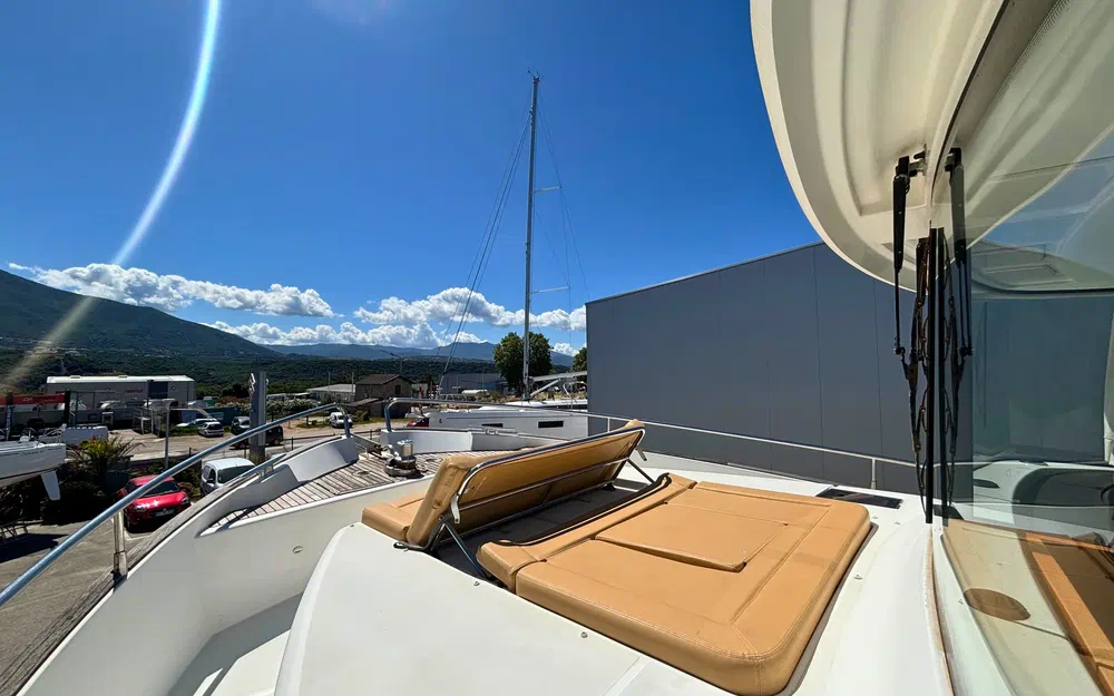 slider 18 Beneteau Swift Trawler 50