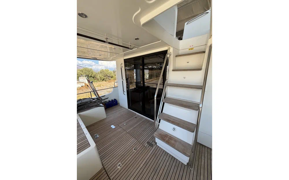 slider 20 Beneteau Swift Trawler 50