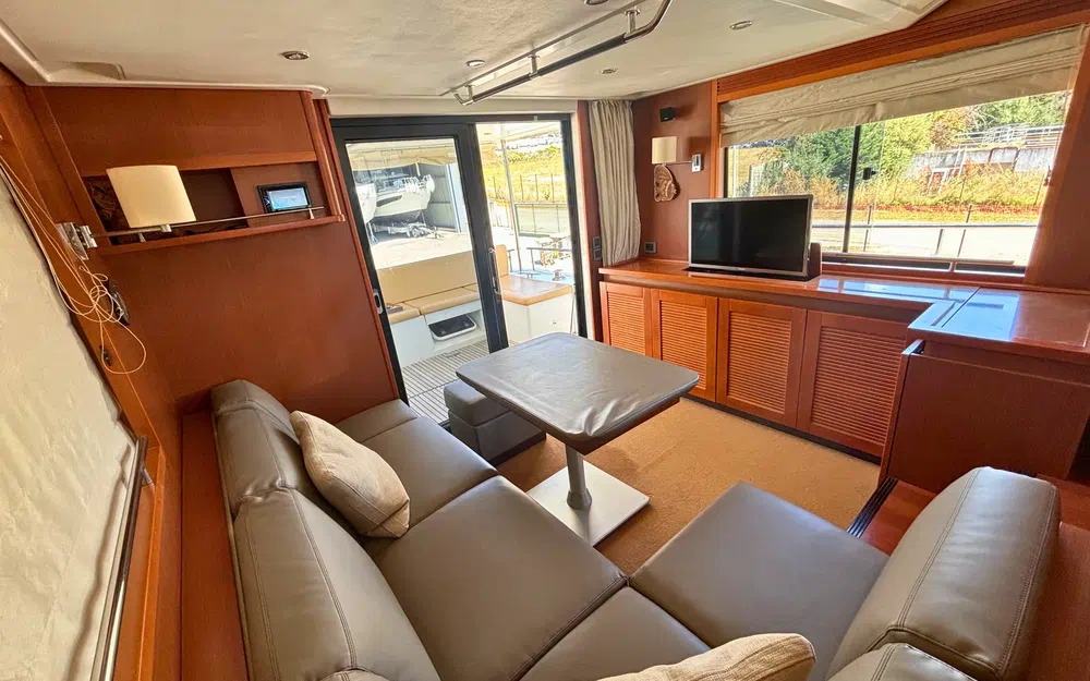 slider 29 Beneteau Swift Trawler 50