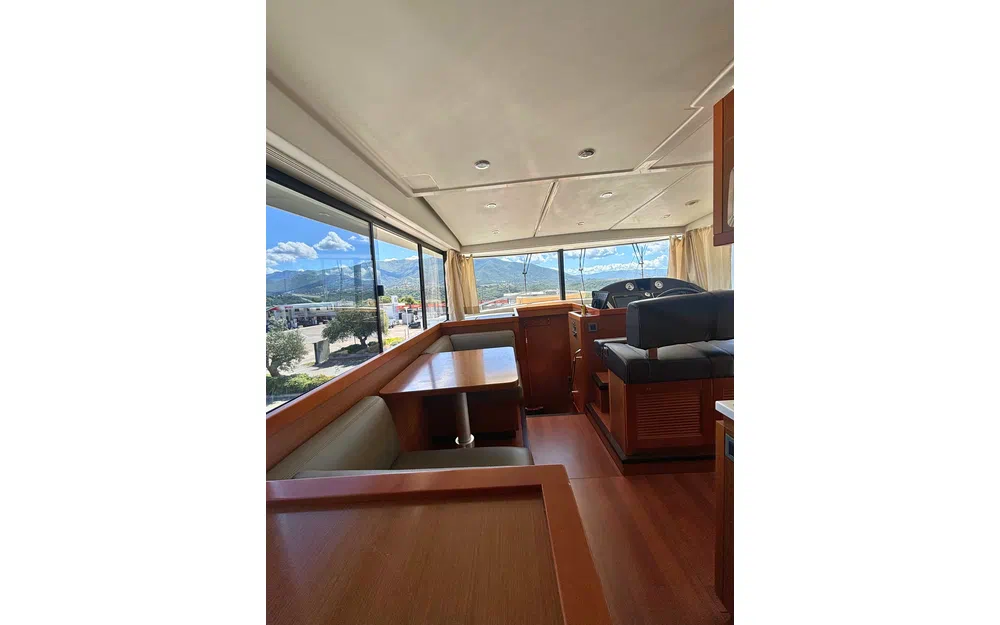 slider 34 Beneteau Swift Trawler 50