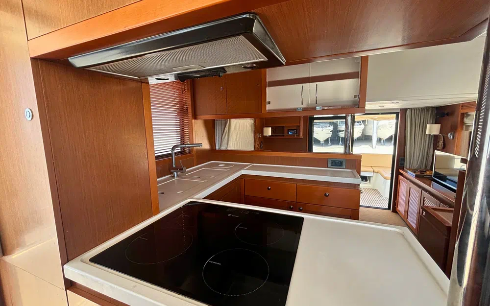 slider 35 Beneteau Swift Trawler 50