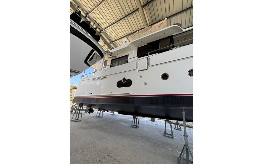 slider 3 Beneteau Swift Trawler 50