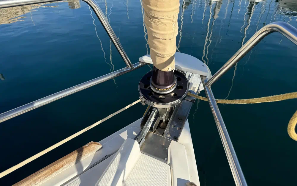 slider 10 Dufour 375