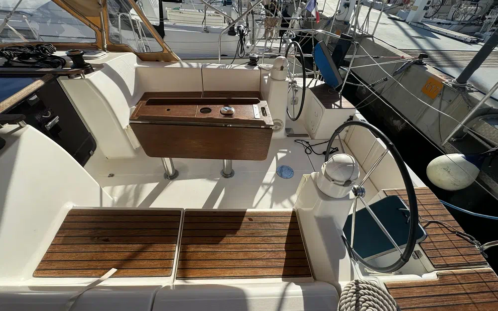 slider 14 Dufour 375