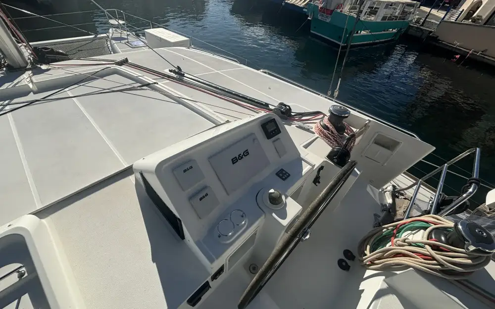 slider 11 Lagoon  450 F