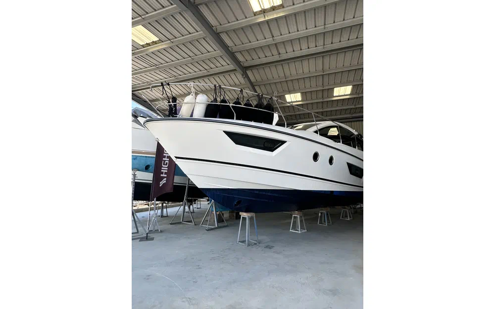 slider 0 Beneteau Gran Turismo 40