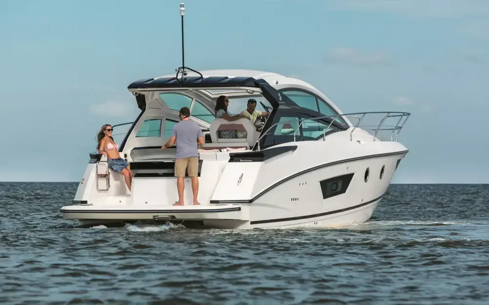 slider 1 Beneteau Gran Turismo 40
