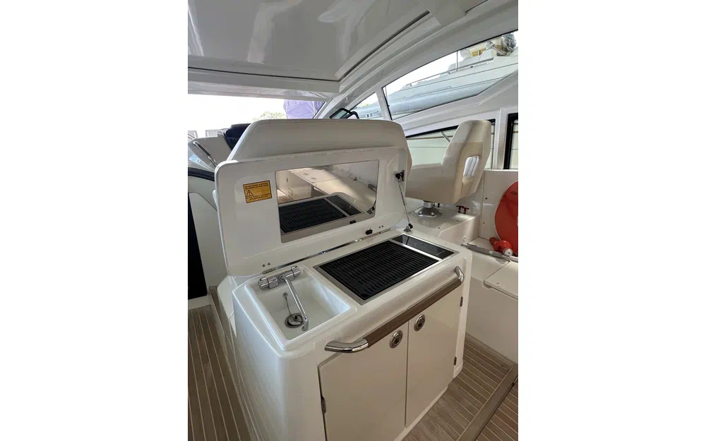 slider 6 Beneteau Gran Turismo 40