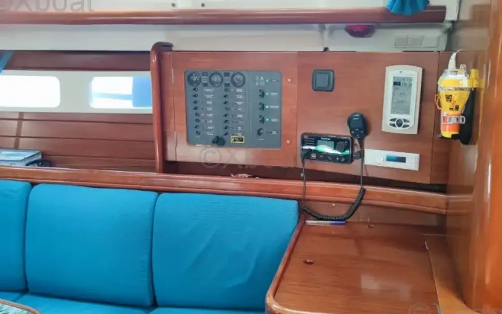 slider 5 Beneteau Oceanis 423