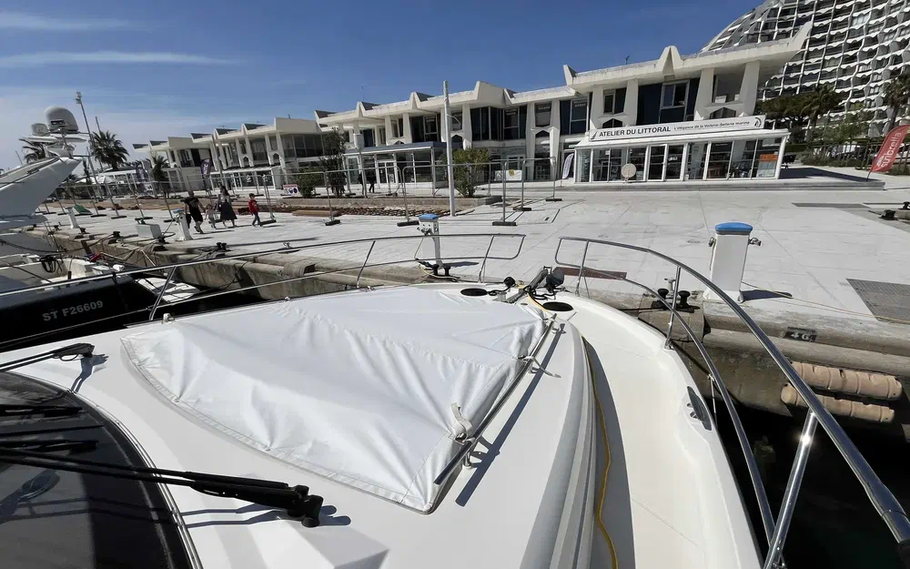 slider 17 Prestige Yachts Prestige 520 Fly